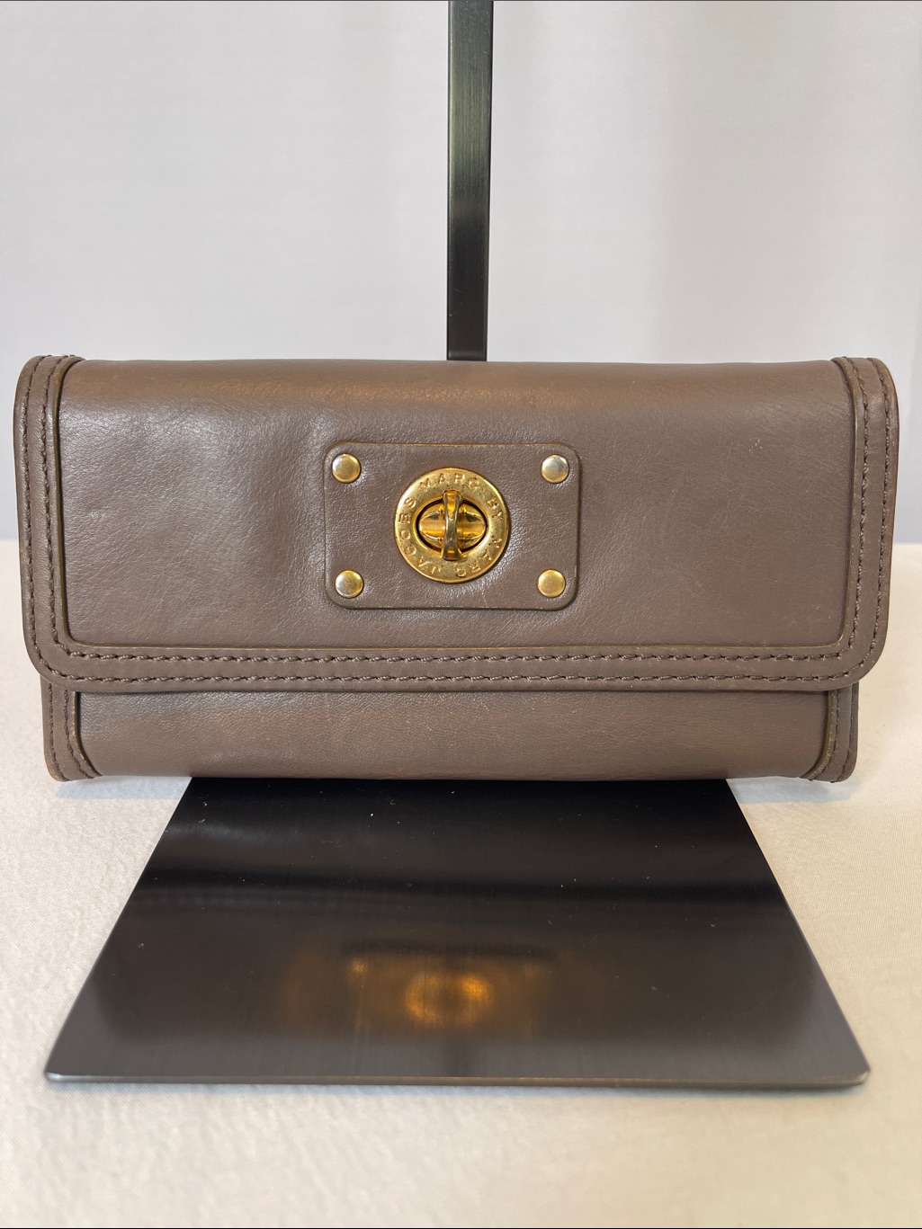Marc By Marc Jacobs Turnlock Continental Wallet Taupe Leather Gold Hardware